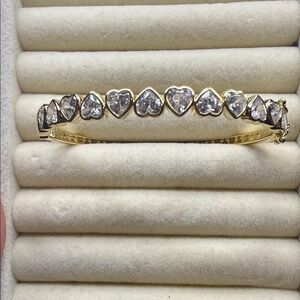 Gold Heart-Cut Crystal Bangle Bracelet for luv